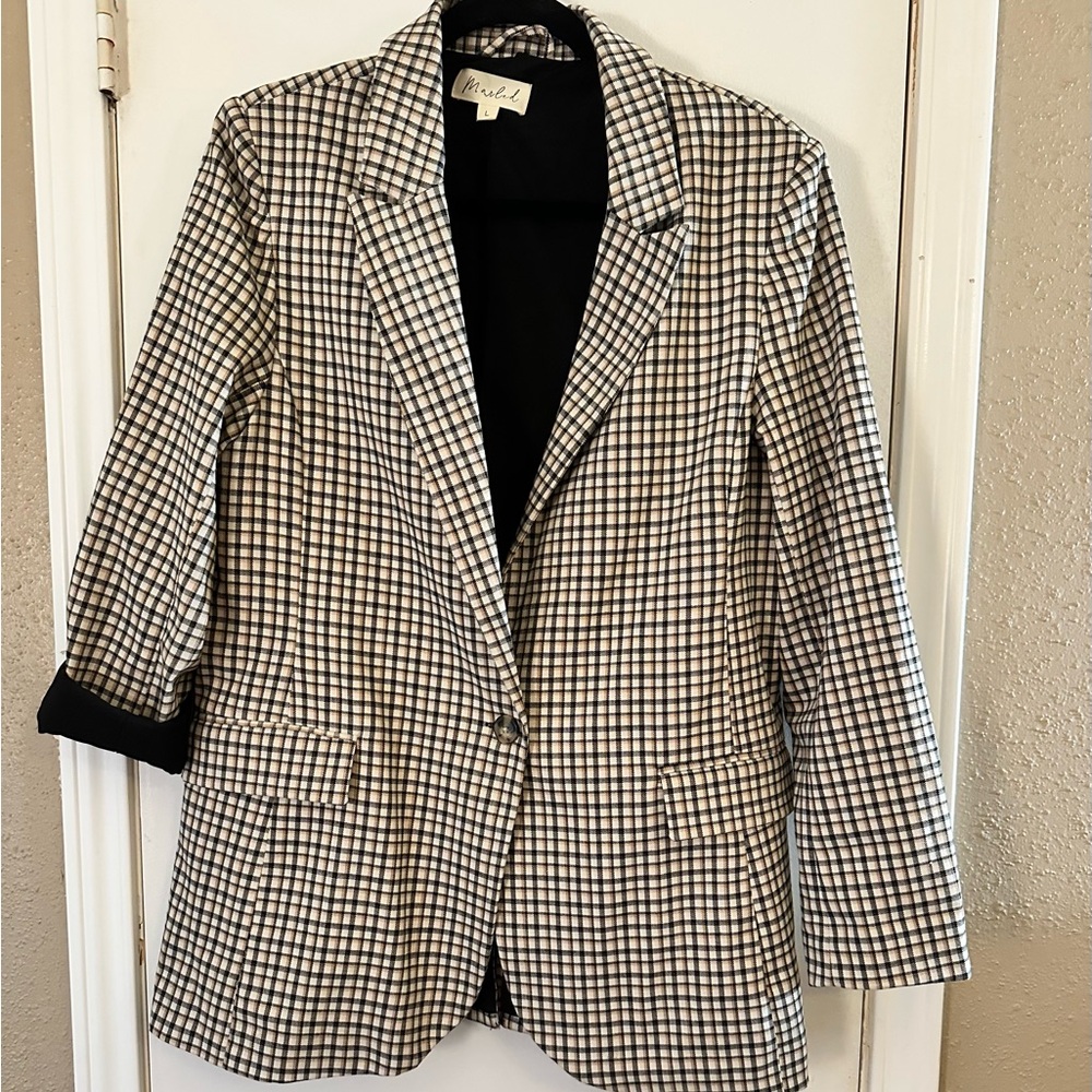 Marled Black and Tan Blazer with Houndstooth Pattern and Notched Lapels